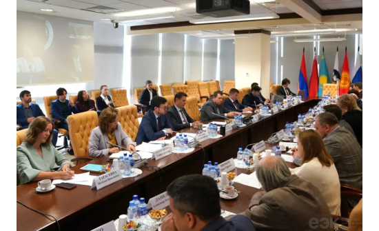 Монгол улс Евроазийн орнуудад нэхмэл, ноолууран бүтээгдэхүүн, мах нийлүүлнэ